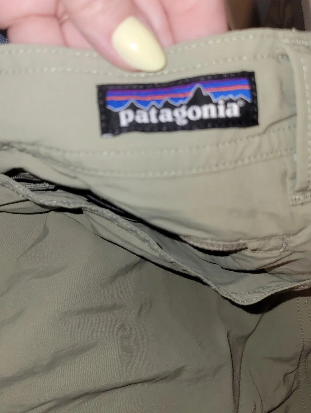 Patagonia Men’s Light Khaki/green Cargo Pants